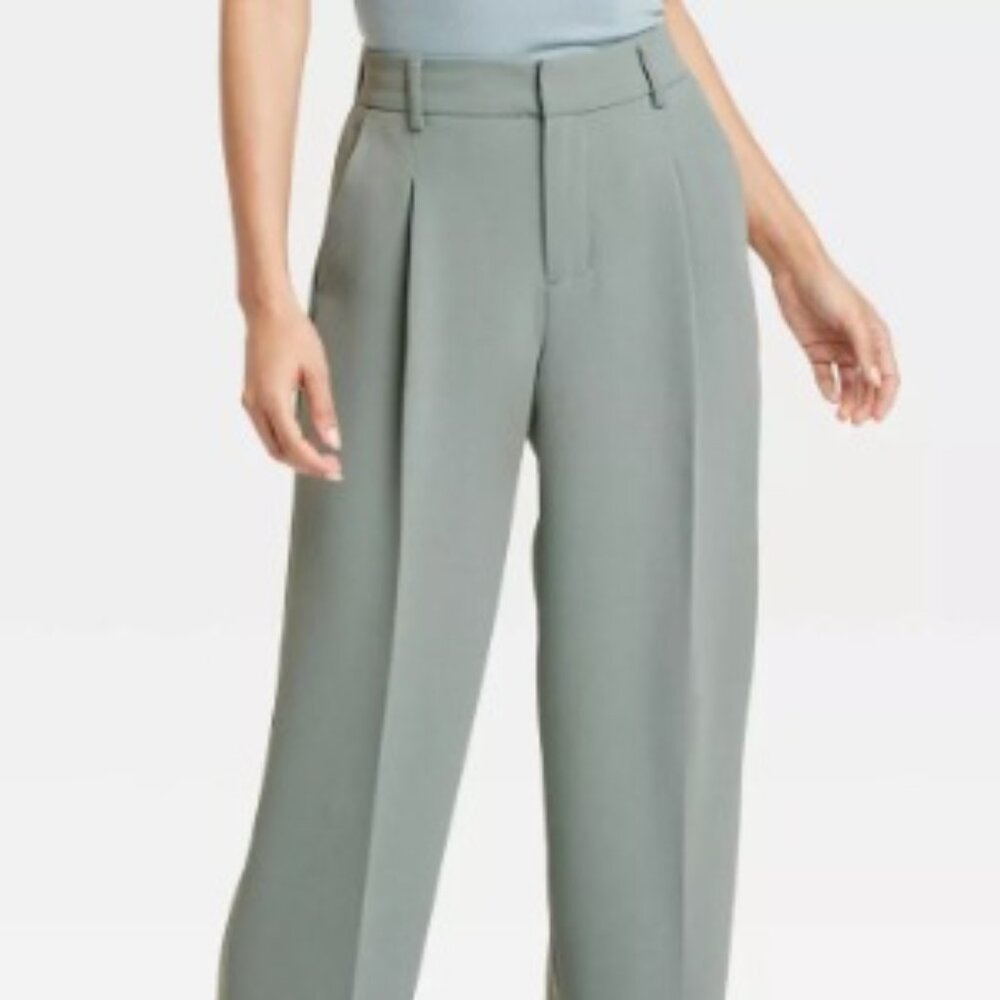 Women's Signature Crepe Essential Trouser  Size 8, Green